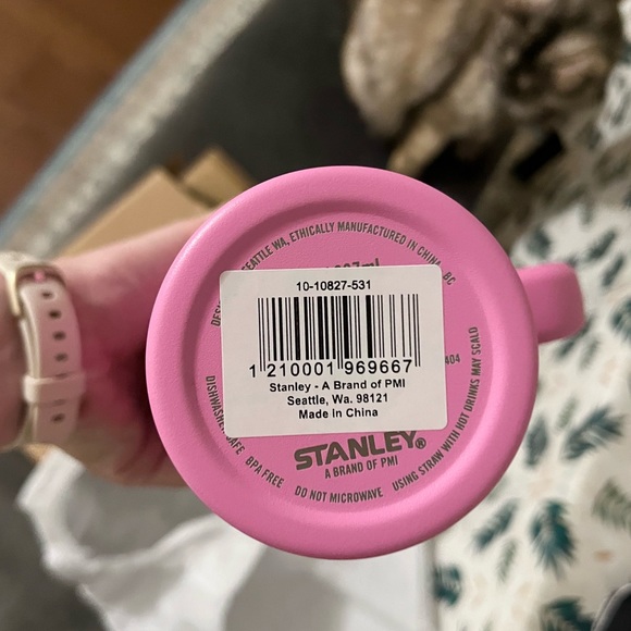 Stanley Quencher 2.0 Tumbler in Peony - Picture 8 of 9